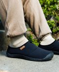 Men's Howser III Slide  |  Frontier Flannel Red