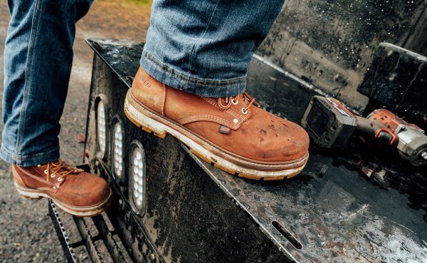 Men's Liberty 6 Waterproof 90?? Heel Boot (Carbon Toe) | Bombay Brown/Gum
