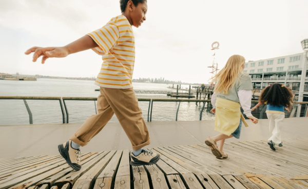 Little Kids' Jasper Zionic Sneaker | Naval Academy/Flame Orange